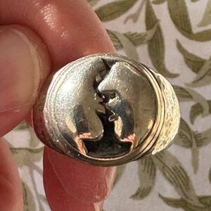 Sketchy Bones Collective “Lost Kiss” Signet Ring Size 8.5